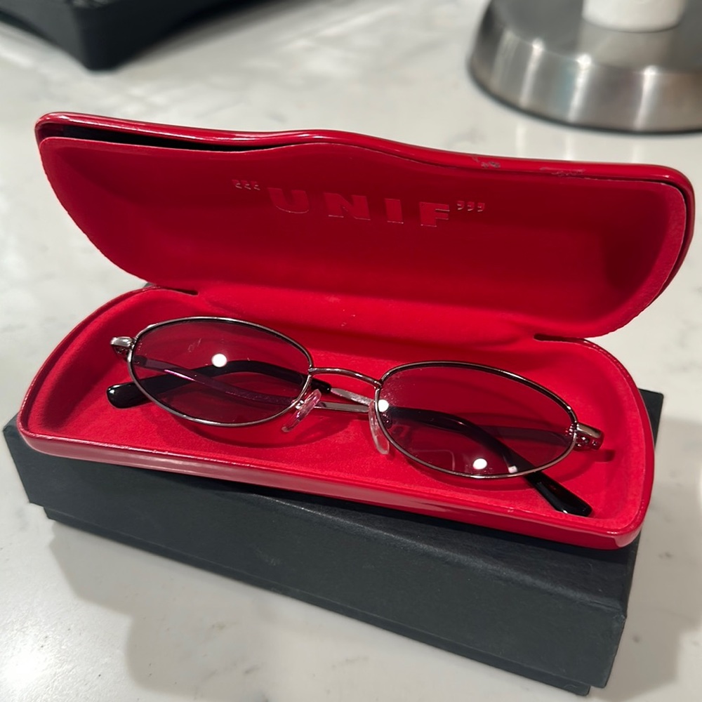 UNIF. Fever Sunglasses.